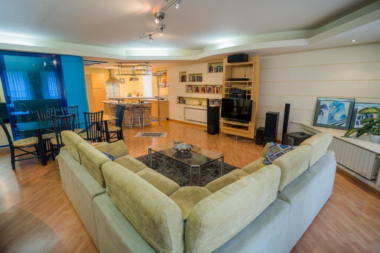 Artsy 3Br Flat In Primaverii - Most Exlcusive Area Bucharest Exterior photo